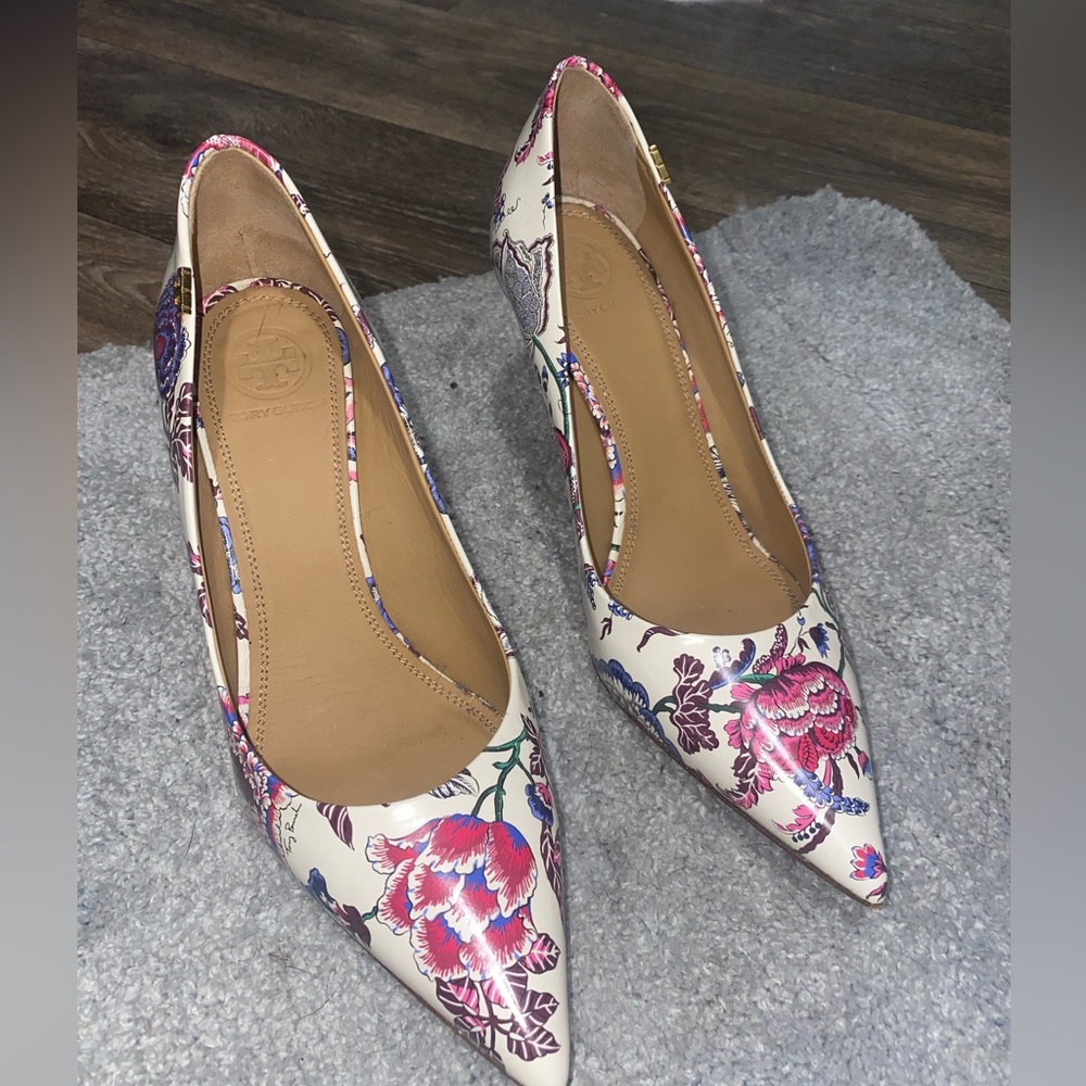 Penelope 85mm floral pump